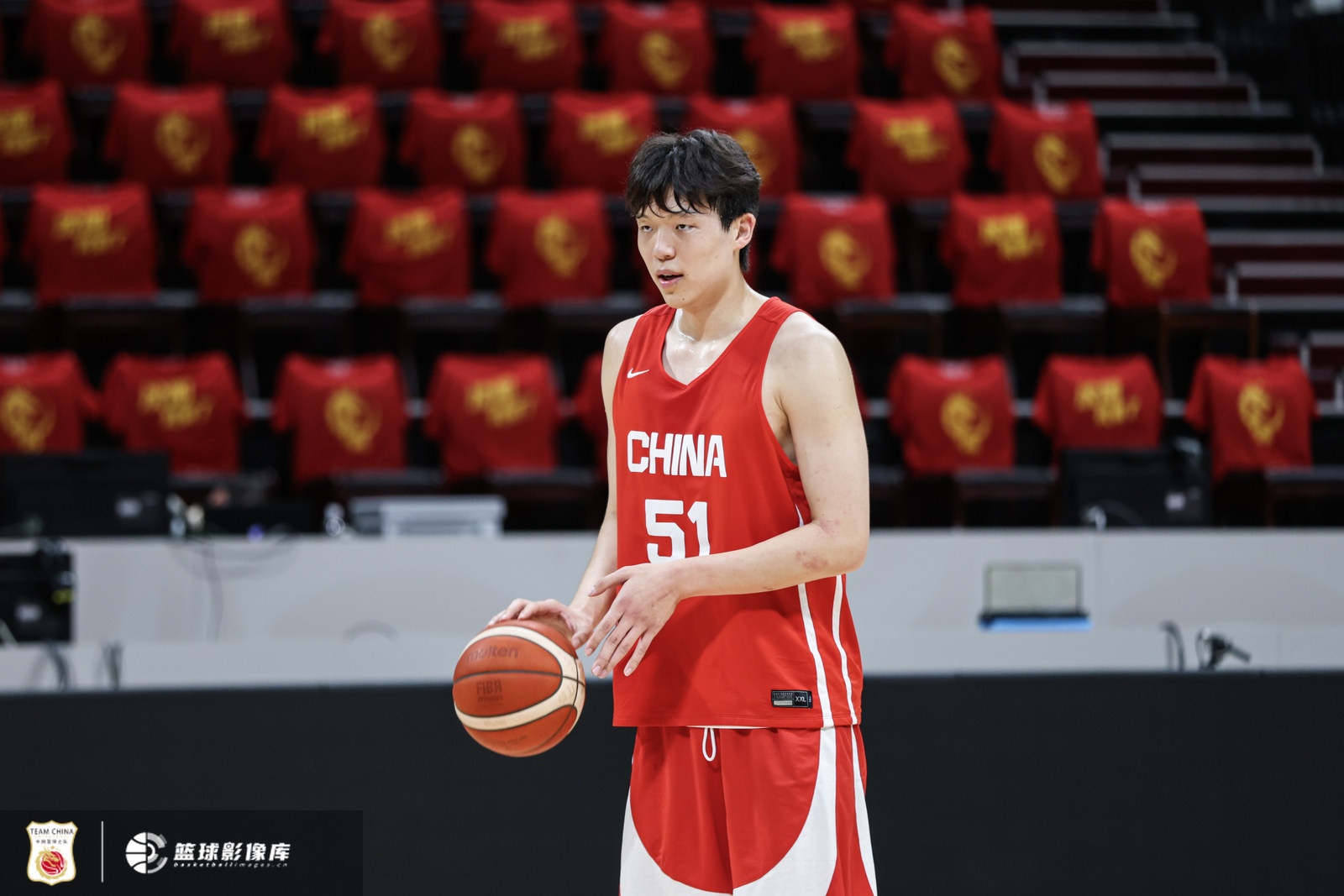 开拓者媒体人：杨瀚森的进攻化繁为简见成效 在NBA太复杂也没必要